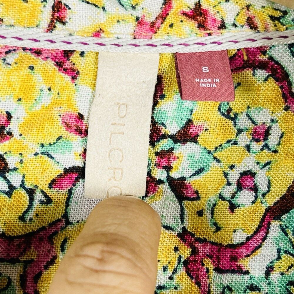 Anthropologie Pilcro Pintuck Peasant Blouse Yellow Floral Lace Trim Size S - Picture 4 of 16